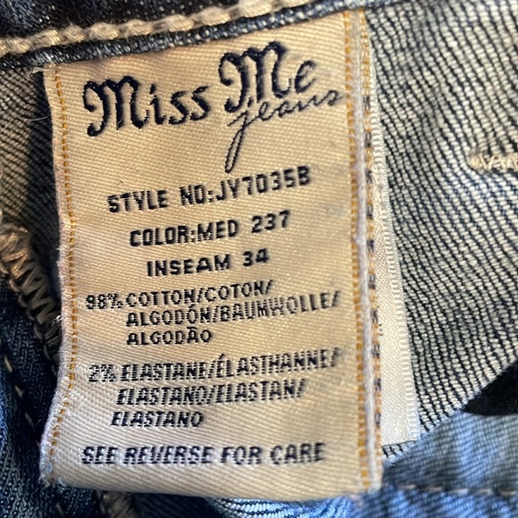 Miss Me Signature Boot Cut Jeans - Picture 10 of 11